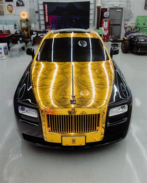 versace 磨|Versace car.